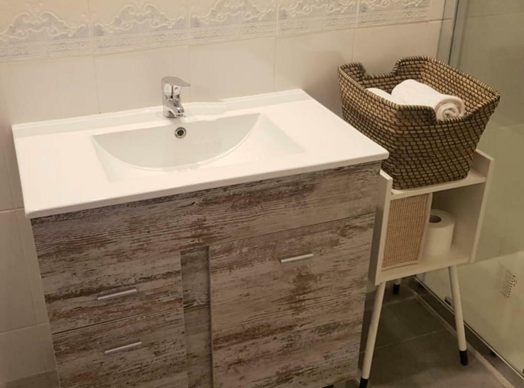 Ch Apartamento Plaza Del Angel - Semisotano 马德里 外观 照片